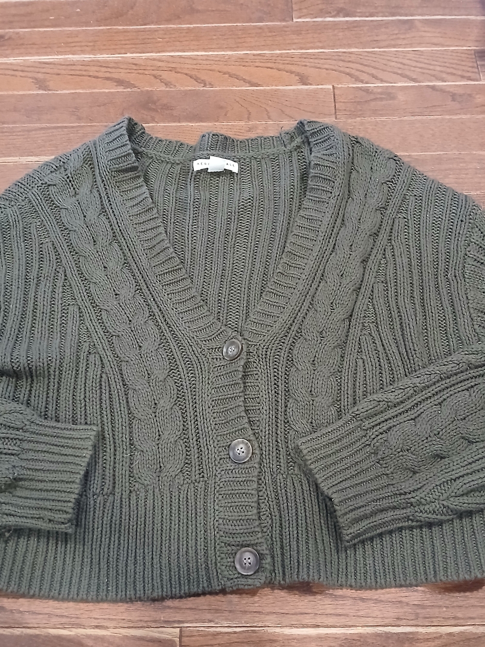 Aeropostale Olive Green Cable-Knit 3 Button Cardigan Womens Size Med Cottagecore
